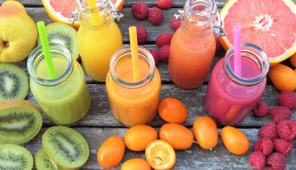 Fruit Smoothies: Hydrating and Energizing