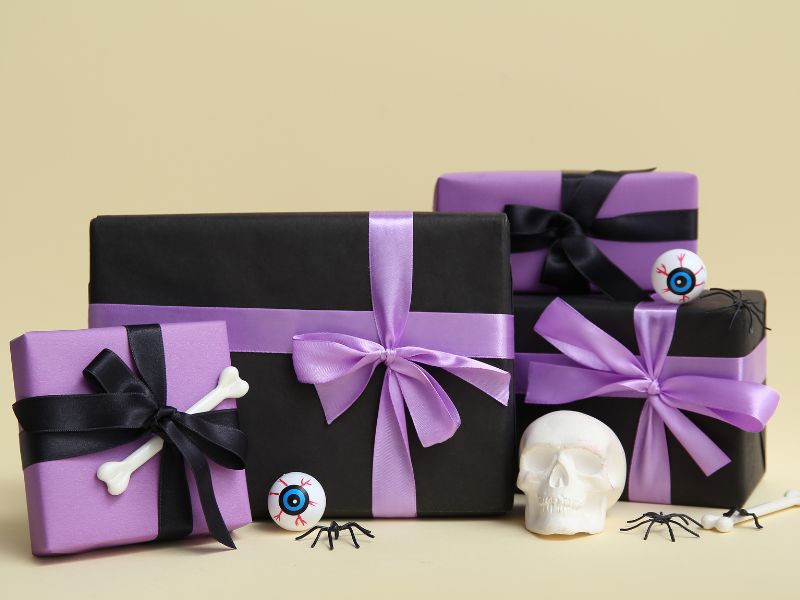 Top 10 Halloween Gifts for Trick-or-Treaters and Party Hosts