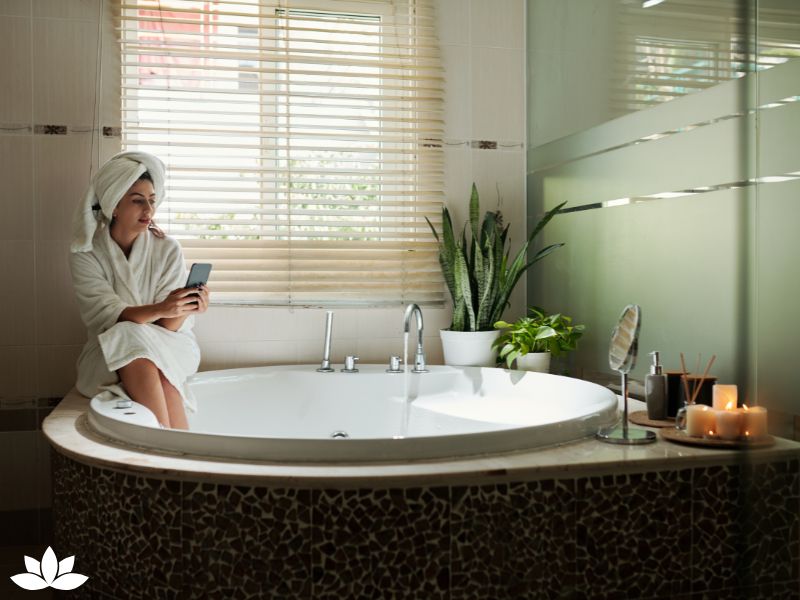 The Ultimate Guide to At-Home Spa and Meditation Days: Products and Tips for Total Relaxation